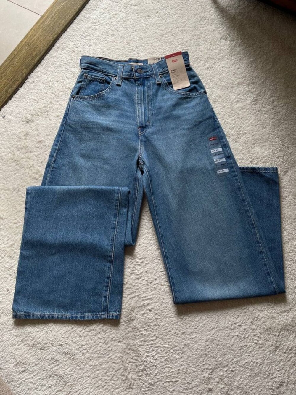 NWT Levi's Cinch Baggy High Rise Women's Jeans Size 25/31